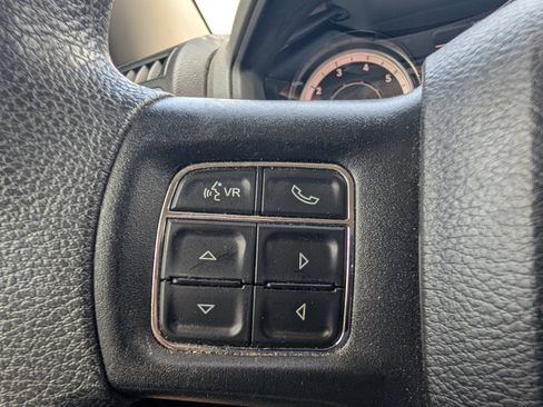Used 2018 RAM 1500 Express AWD/4WD image 14