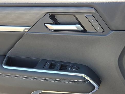 Used 2024 GMC Acadia Elevation w/ Luxury Package image 21