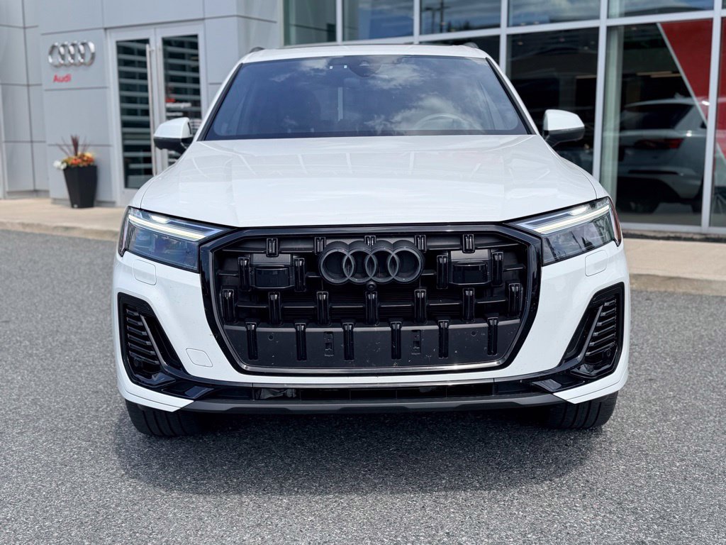Used 2025 Audi Q7 2.0T Premium Plus w/ Premium Plus Package AWD/4WD image 9
