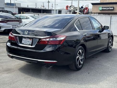 Used 2017 Honda Accord LX image 3