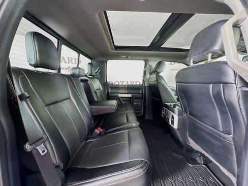 Used 2020 Ford F350 Lariat w/ Chrome Package image 31