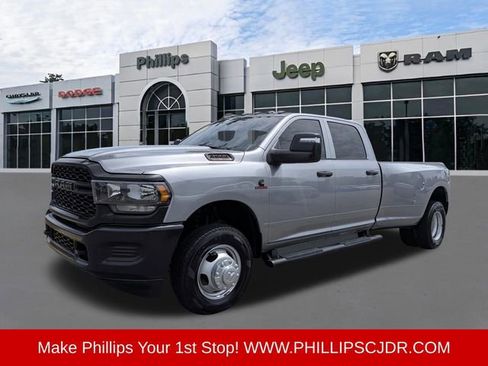 Used 2024 RAM 3500 Tradesman AWD/4WD image 6