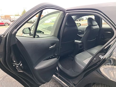 Used 2019 Toyota Corolla XSE image 12