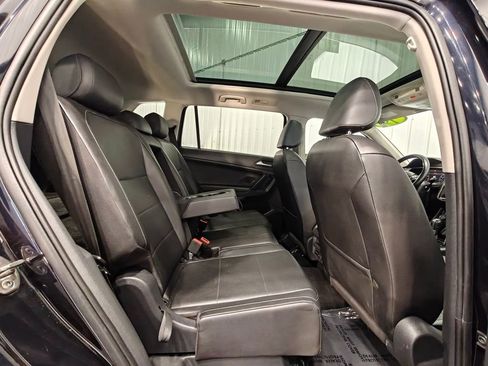 Used 2019 Volkswagen Tiguan SEL FWD image 24