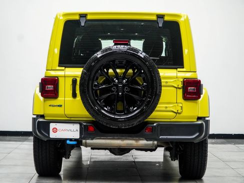 Used 2024 Jeep Wrangler Unlimited Sahara AWD/4WD image 12