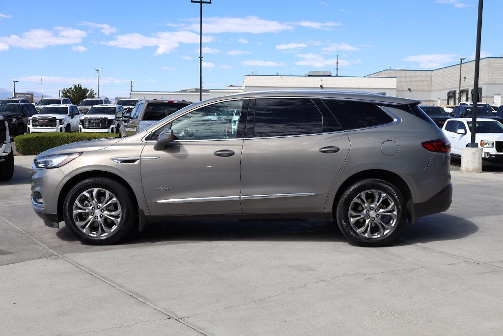 Used 2019 Buick Enclave Avenir w/ Avenir Technology Package AWD/4WD image 3