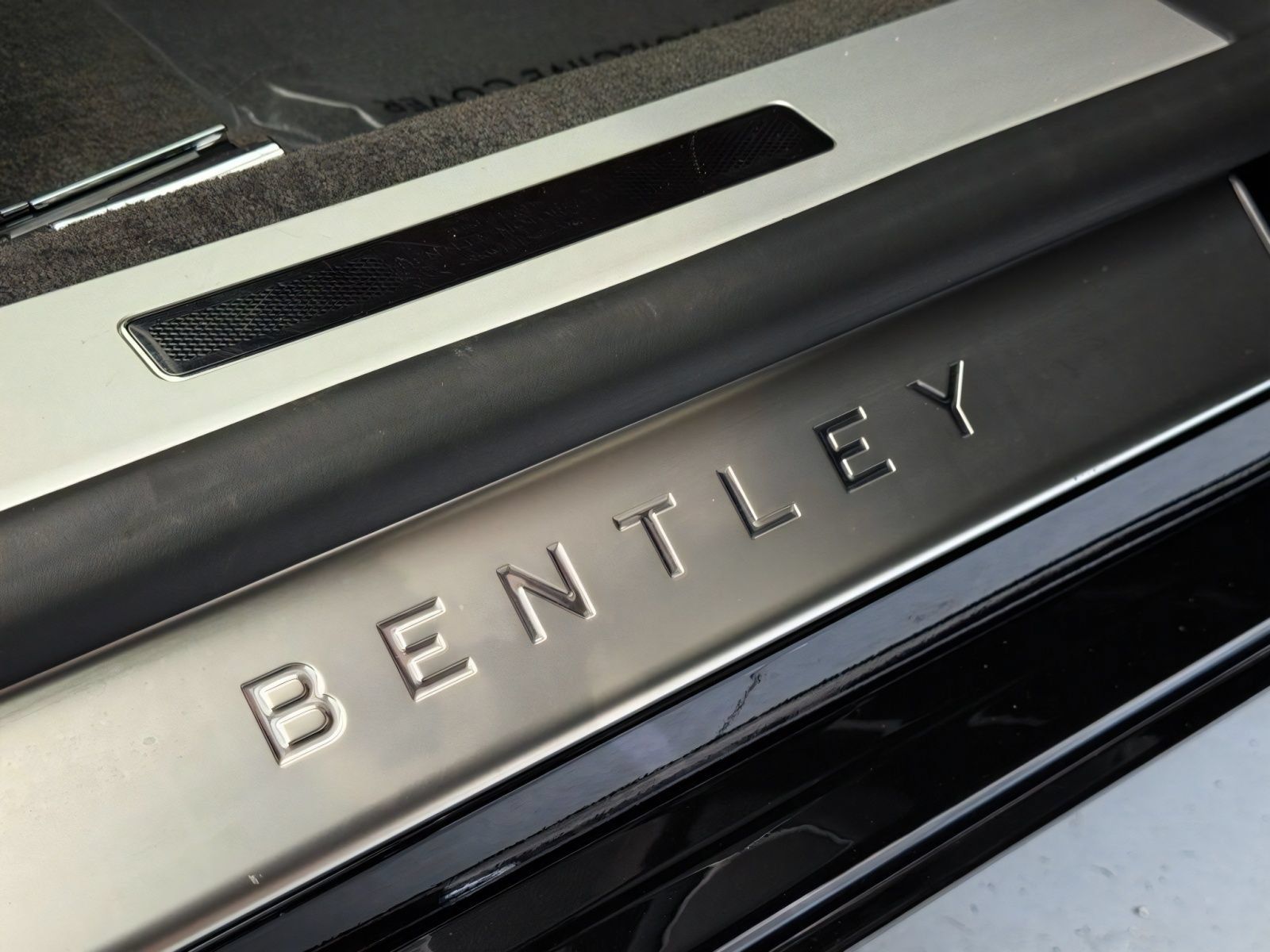 Used 2020 Bentley Flying Spur W12 AWD/4WD image 40
