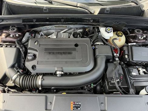 Used 2022 Buick Envision Avenir w/ Technology Package II AWD/4WD image 48