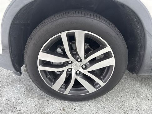 Used 2016 Honda Pilot Touring image 52