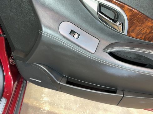 Used 2011 Buick LaCrosse CXS FWD image 71