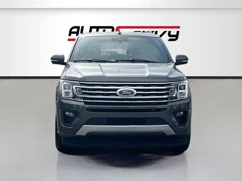 Used 2021 Ford Expedition XLT RWD image 2