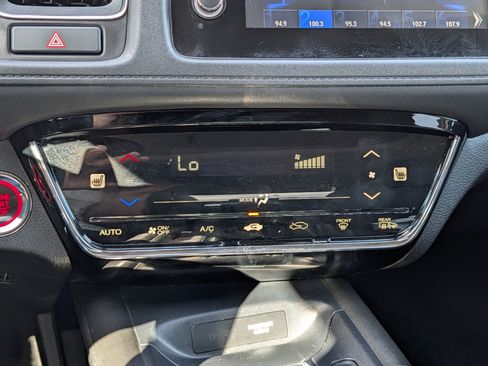 Used 2021 Honda HR-V EX image 23