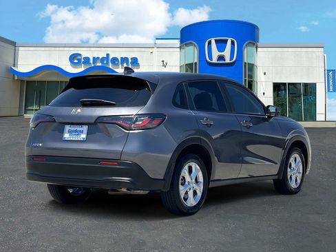 Certified 2025 Honda HR-V LX image 6