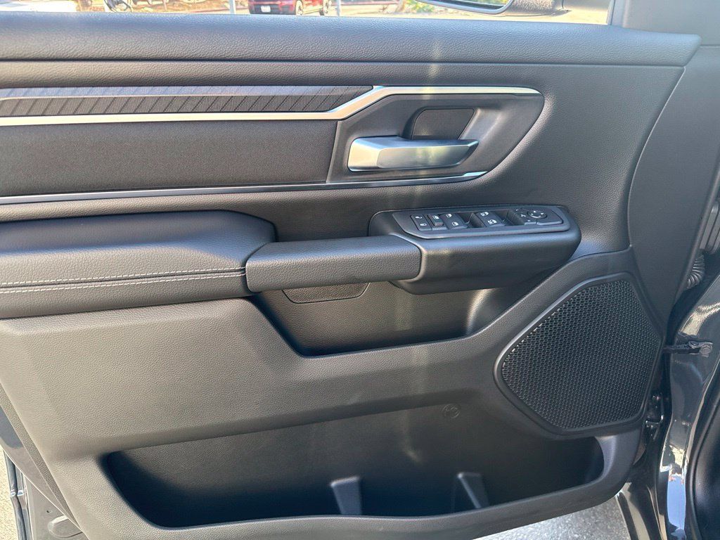 Used 2026 RAM 1500 Big Horn w/ Night Edition AWD/4WD image 11