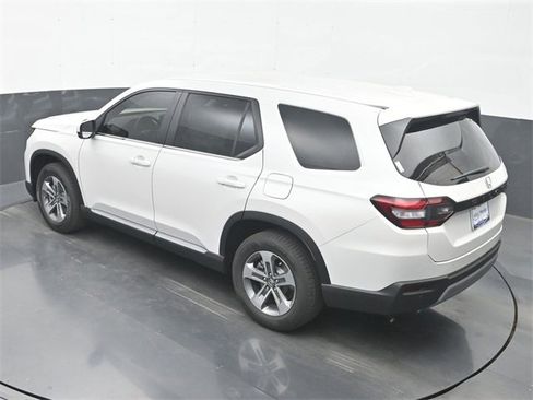 New 2025 Honda Pilot EX-L image 19