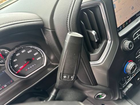 Used 2021 Chevrolet Silverado 1500 LTZ AWD/4WD image 24