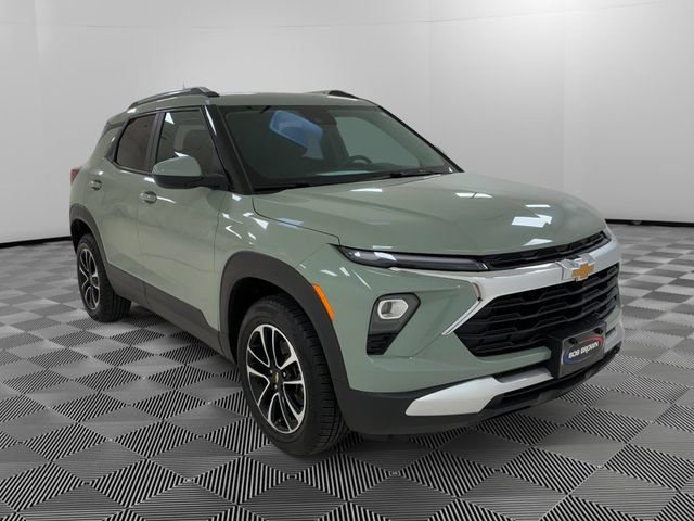 Used 2025 Chevrolet TrailBlazer LT AWD/4WD image 7