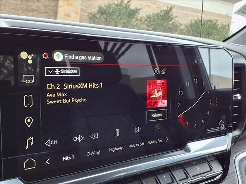 New 2026 GMC Sierra 1500 SLT image 6