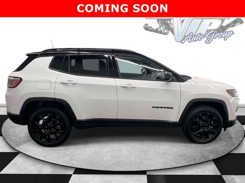 Certified 2023 Jeep Compass Latitude AWD/4WD image 7