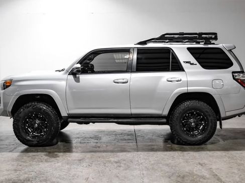 Used 2017 Toyota 4Runner TRD Off-Road Premium image 13
