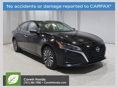 Used 2024 Nissan Altima 2.5 SV