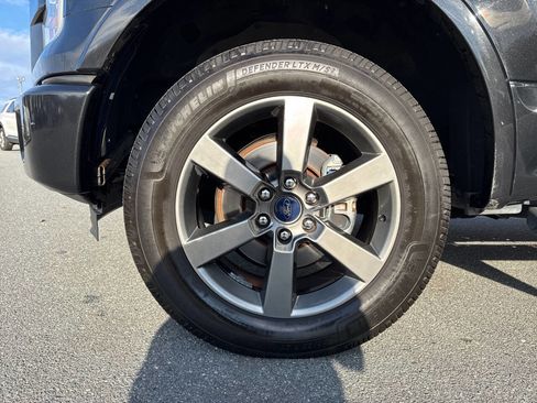 Used 2015 Ford F150 Lariat w/ Equipment Group 502A Luxury image 30