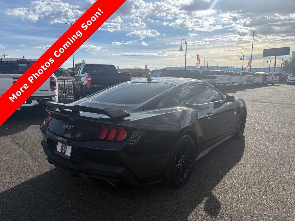 Used 2024 Ford Mustang GT RWD image 2