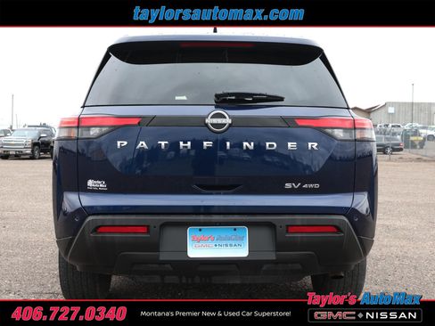 Used 2024 Nissan Pathfinder SV image 45