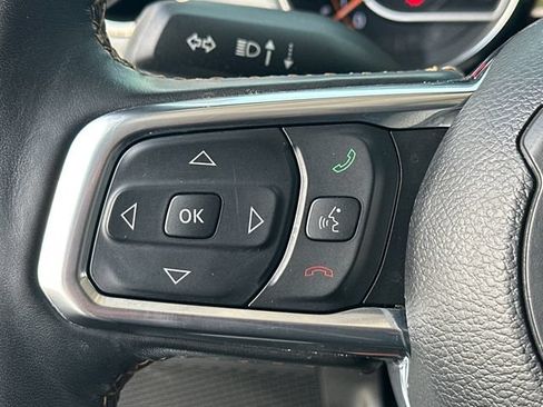 Used 2023 Jeep Gladiator Overland AWD/4WD image 20