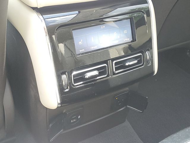 Used 2021 Lincoln Aviator Black Label AWD/4WD image 33