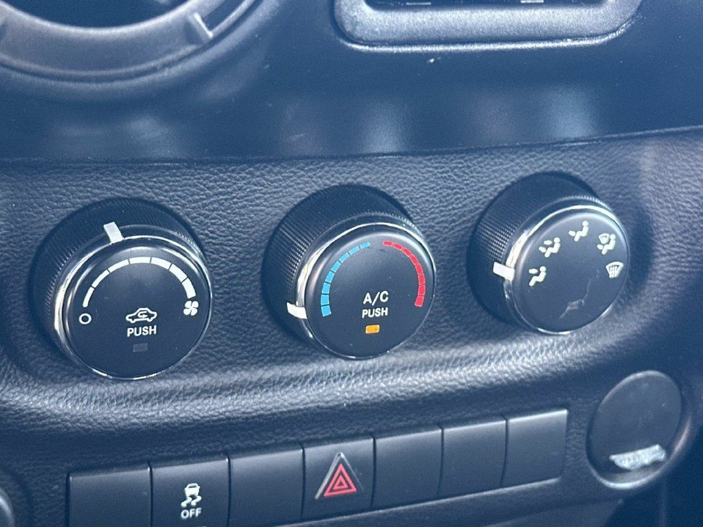 Used 2015 Jeep Wrangler Sport AWD/4WD image 19