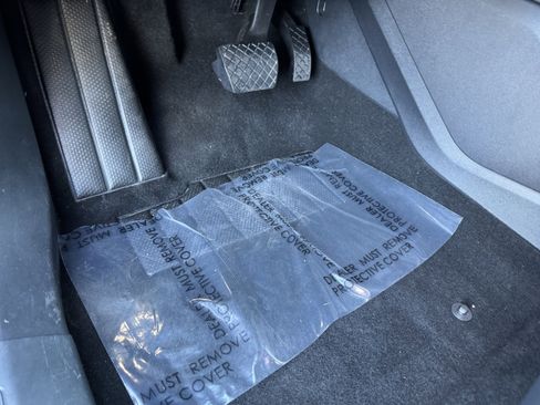 Used 2024 Audi Q4 e-tron Premium Plus w/ Premium Plus image 18