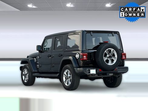 Used 2021 Jeep Wrangler Unlimited Sahara image 3