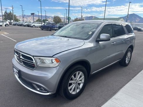 Used 2020 Dodge Durango SXT w/ 3rd Row Seating Group image 3