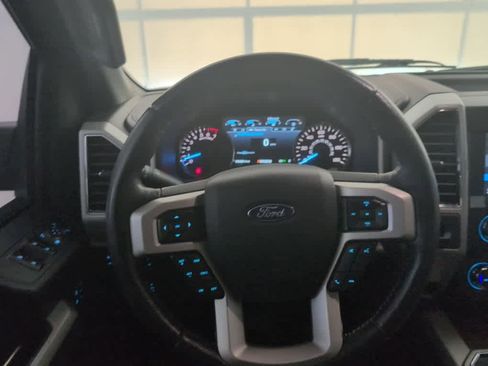 Used 2019 Ford F150 Lariat RWD image 15