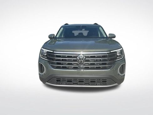 Used 2026 Volkswagen Atlas SE w/ Panoramic Sunroof Package FWD image 3