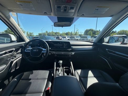 Used 2024 Kia Telluride S w/ S Sunroof Package AWD/4WD image 9