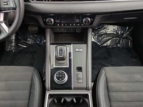 Used 2023 Mitsubishi Outlander SE AWD/4WD image 21