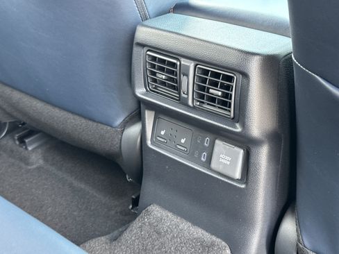 New 2026 Toyota 4Runner Platinum AWD/4WD image 19