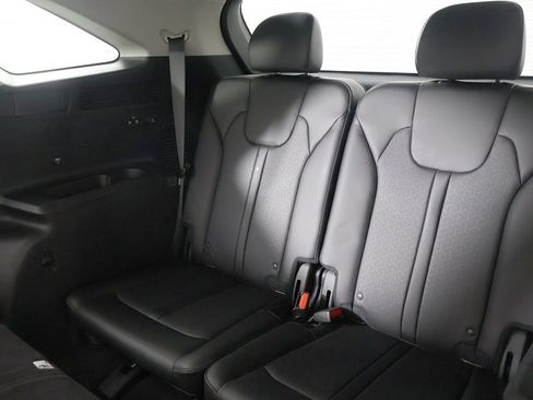 Used 2023 Kia Sorento S FWD image 36