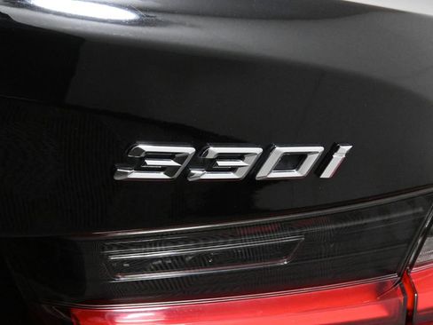 Certified 2023 BMW 330i xDrive Sedan w/ Premium Package image 37