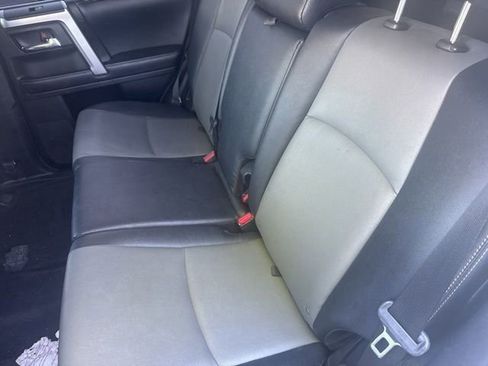 Used 2014 Toyota 4Runner SR5 Premium image 6