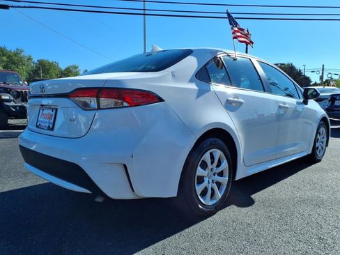 Used 2020 Toyota Corolla LE image 6