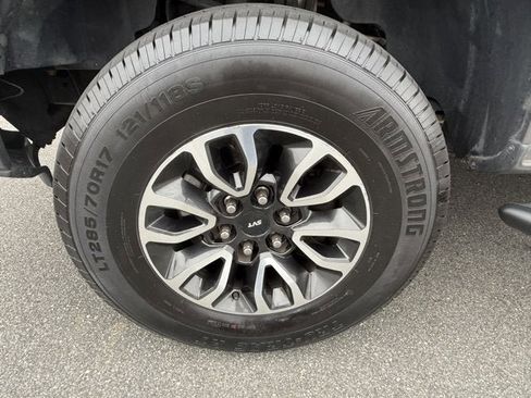 Used 2013 Ford F150 STX w/ Mid Equipment Group AWD/4WD image 11