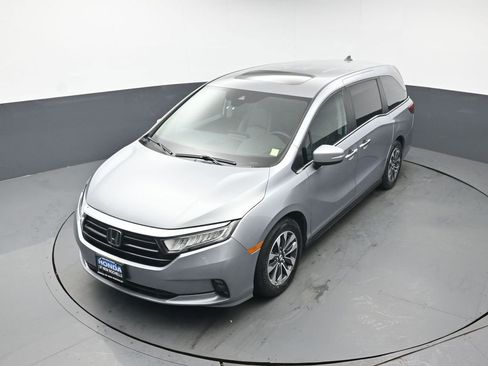 Used 2023 Honda Odyssey EX-L image 36
