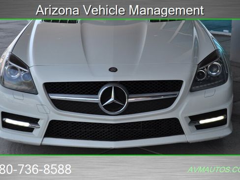 Used 2012 Mercedes-Benz SLK 350 image 10