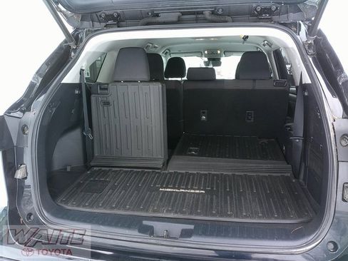 Certified 2022 Toyota Highlander LE image 26