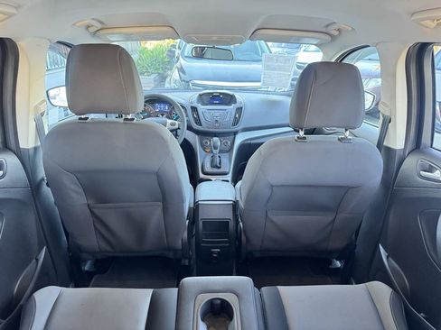 Used 2015 Ford Escape SE FWD image 23