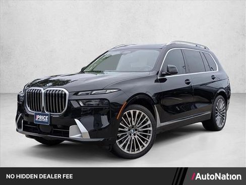 Certified 2024 BMW X7 xDrive40i AWD/4WD image 1