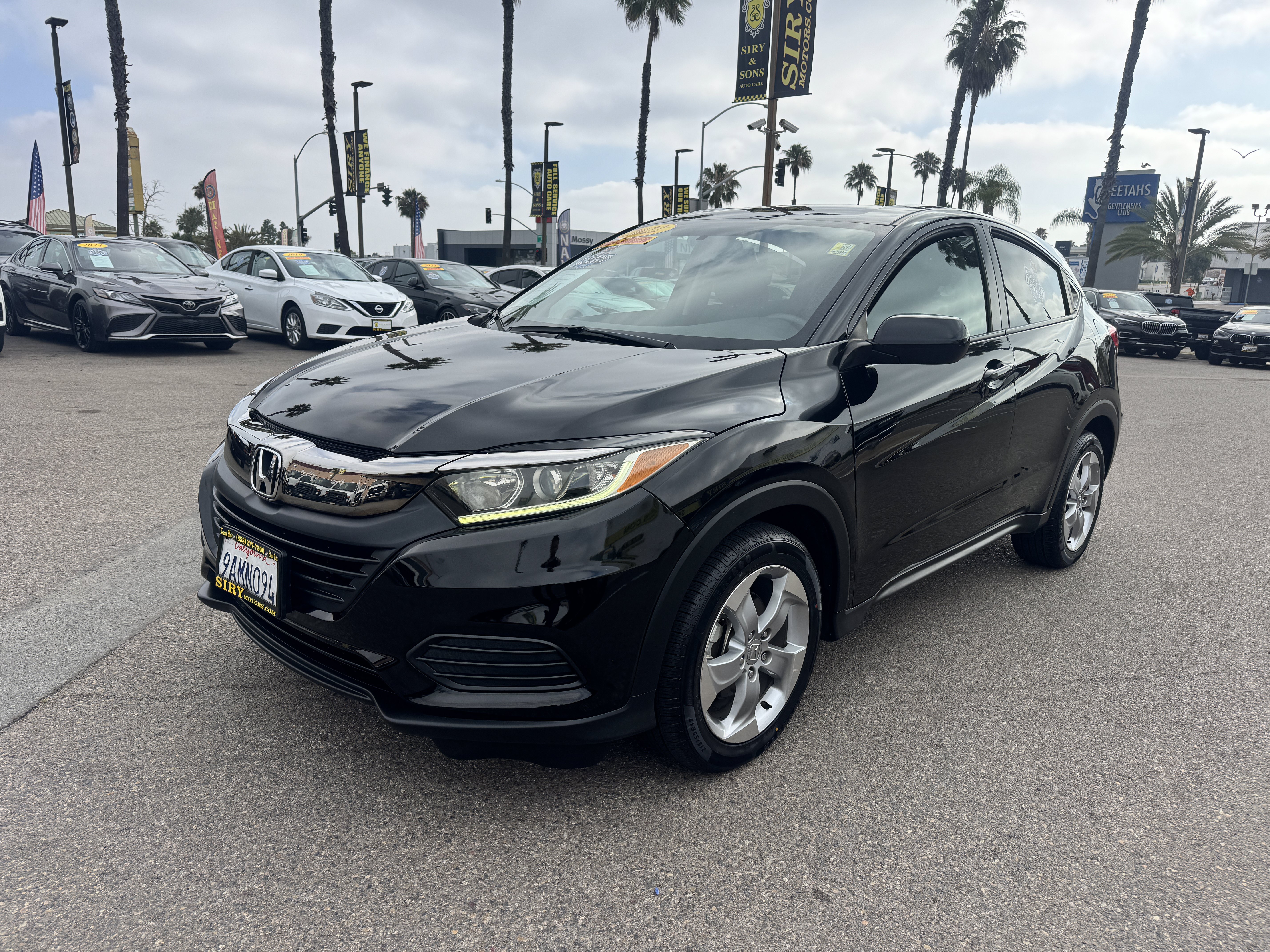 Used 2022 Honda HR-V LX image 3